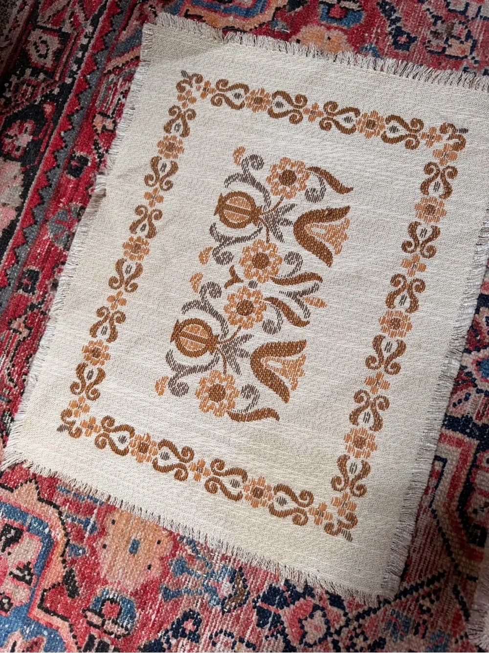 Vintage 70's Floral Cottagecore Linen Placemats - Set of 3